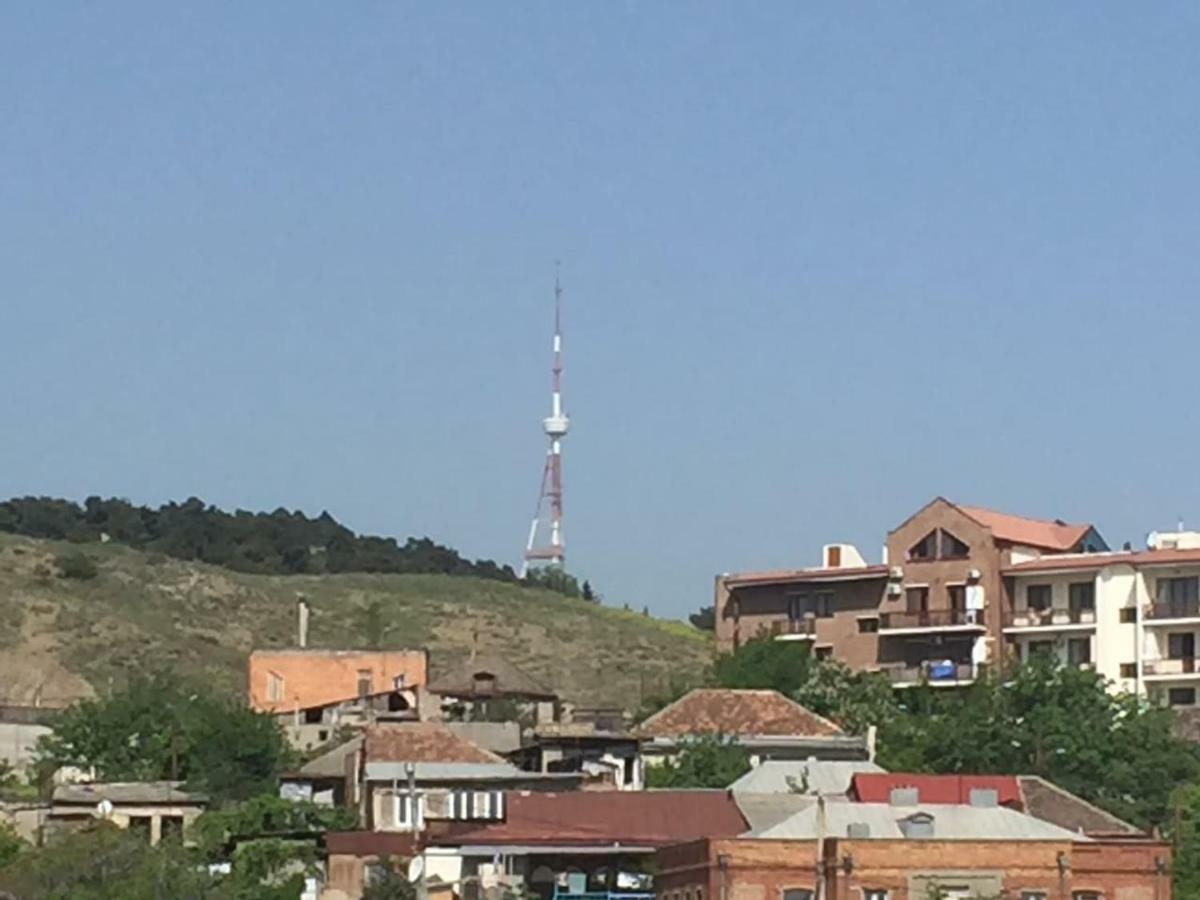 Sunny Apartment Ortachala Tbilisi Eksteriør billede